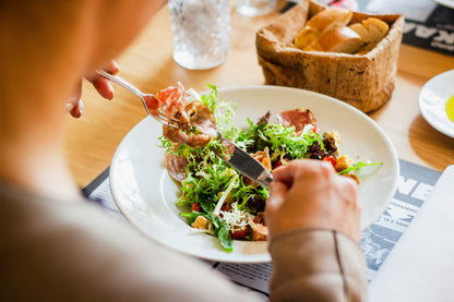 The Inflammation-Proof Meal Planner & Recipe Book