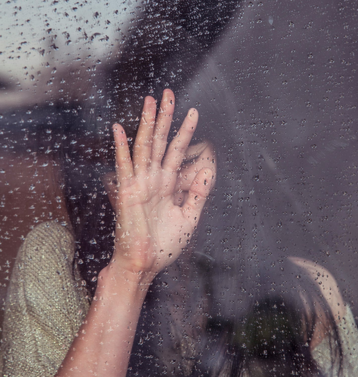 Holding On to Love After Loss: A Guide for Bereaved Parents